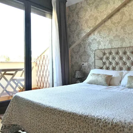 Апартаменти Atico Con Vistas Miraflores - *